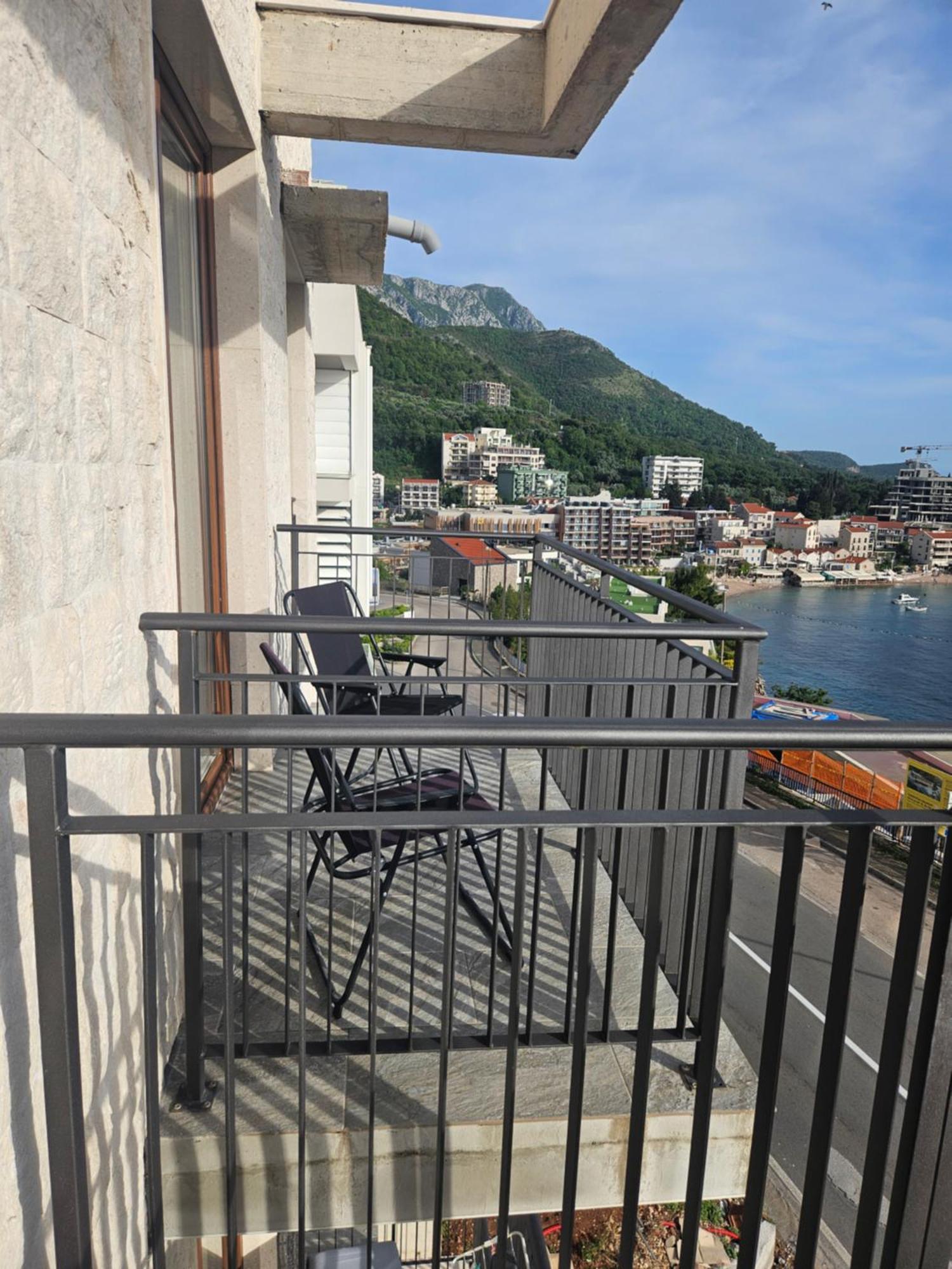 Niki Apartments Przno Sveti Stefan Exterior foto